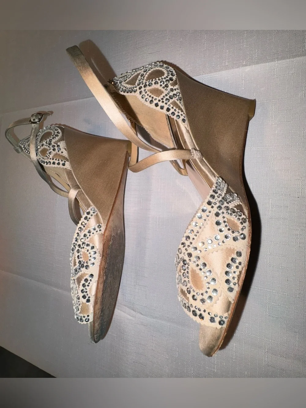 Badgley Mischka very good